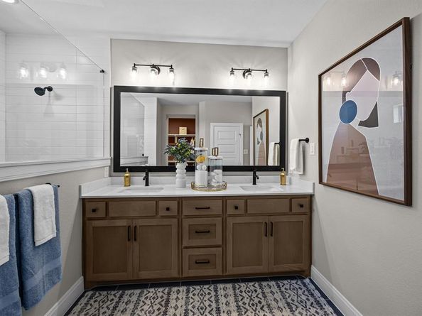 9141  Amilie Vue Lane , Dallas Texas 75243