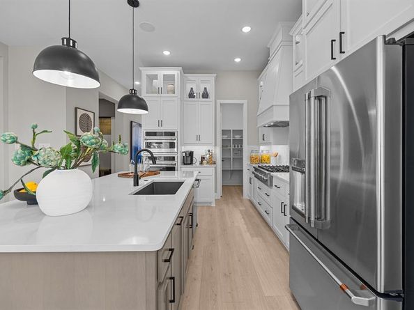 9141  Amilie Vue Lane , Dallas Texas 75243