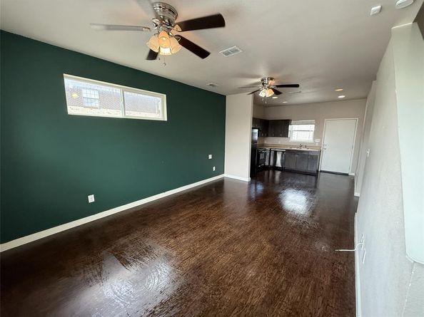 2823  South Boulevard , Dallas Texas 75215