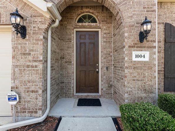 1004  Water Garden Circle , Little Elm Texas 75068
