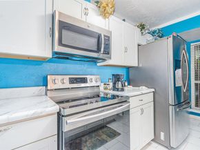7510  Holly Hill Drive  132, Dallas Texas 75231