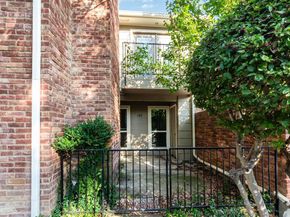 7510  Holly Hill Drive  132, Dallas Texas 75231