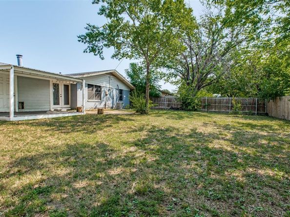 2804  Vassar Drive , Irving Texas 75062