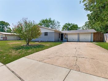 2804  Vassar Drive 