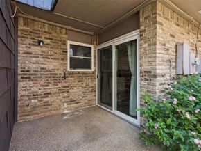 207 E Harwood Road  14, Euless Texas 76039