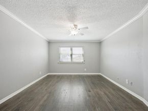 207 E Harwood Road  14, Euless Texas 76039