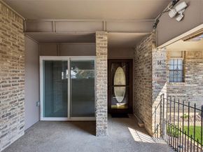 207 E Harwood Road  14, Euless Texas 76039
