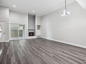 207 E Harwood Road  14, Euless Texas 76039