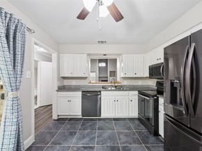 207 E Harwood Road  14, Euless Texas 76039