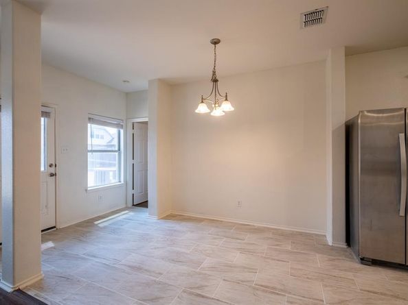 3227  Guadaloupe  , Grand Prairie Texas 75054