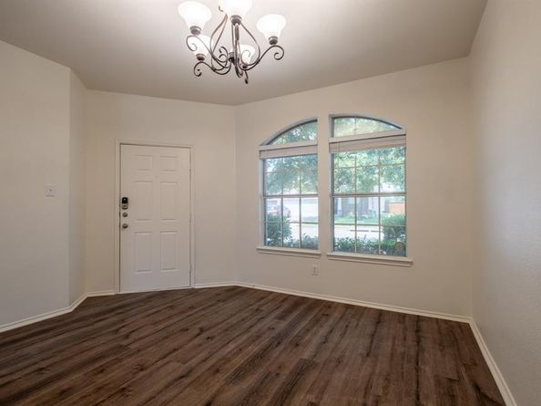 3227  Guadaloupe  , Grand Prairie Texas 75054