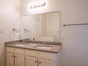 3227  Guadaloupe  , Grand Prairie Texas 75054
