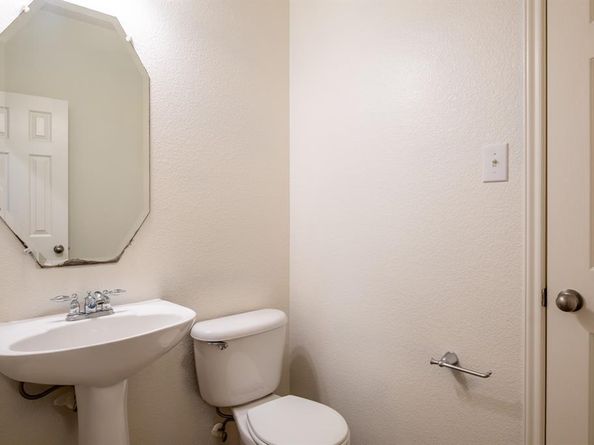 3227  Guadaloupe  , Grand Prairie Texas 75054
