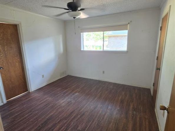 1033  Shadywood Lane , DeSoto Texas 75115