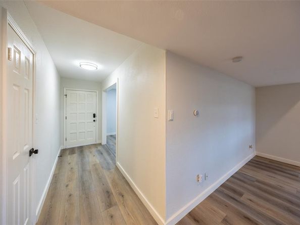 1948  Rambling Ridge Lane , Carrollton Texas 75007