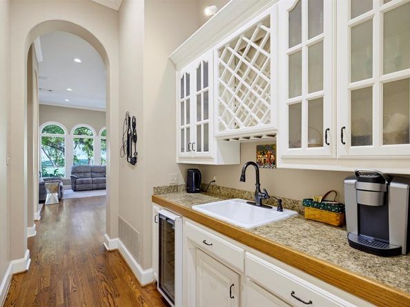 7012  Saucon Valley Drive , Fort Worth Texas 76132