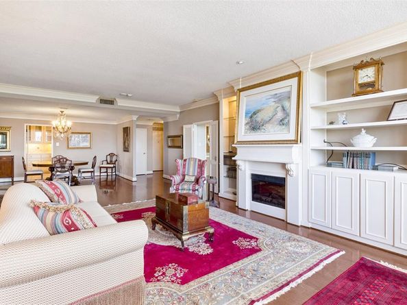 6335 W Northwest Highway  1517, Dallas Texas 75225