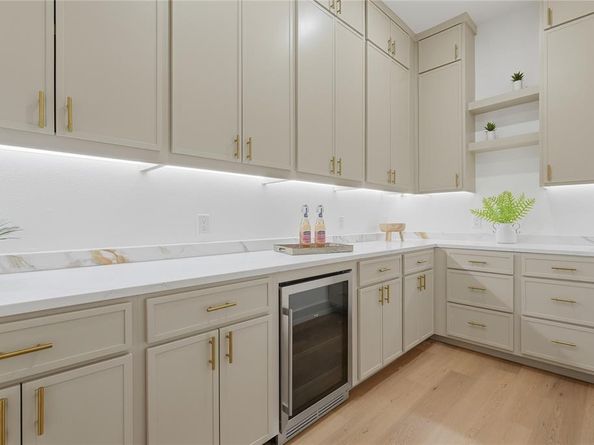 3424  Navaro Street , Dallas Texas 75212