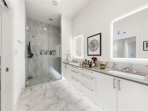 3880  Munger Avenue  2, Dallas Texas 75204