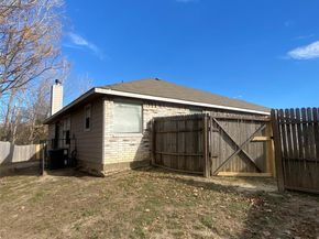 1417  Marena Moore Court , Dallas Texas 75232