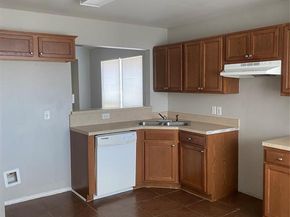 1417  Marena Moore Court , Dallas Texas 75232