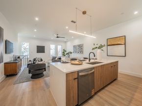 5320  Reiger Avenue  102, Dallas Texas 75214