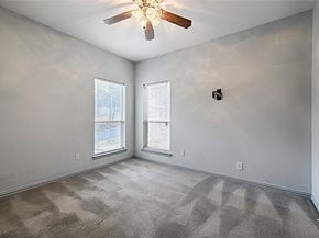 400  Dale Hollow Road , Fort Worth Texas 76103