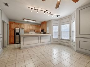 400  Dale Hollow Road , Fort Worth Texas 76103