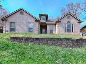 400  Dale Hollow Road , Fort Worth Texas 76103