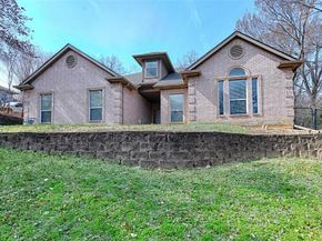 400  Dale Hollow Road , Fort Worth Texas 76103