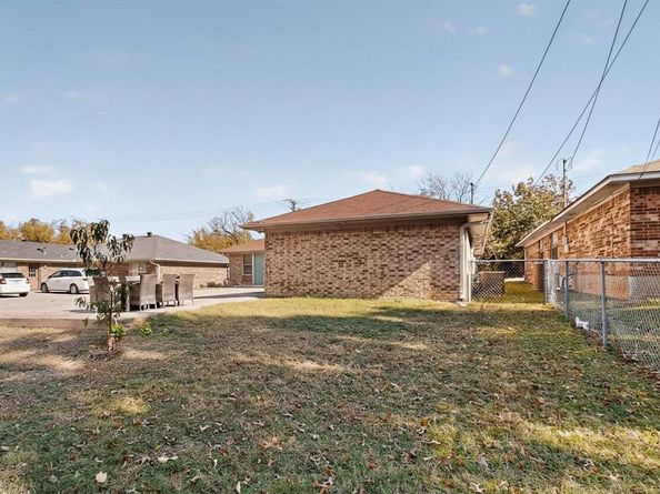 2320  Bernard Street , Denton Texas 76205