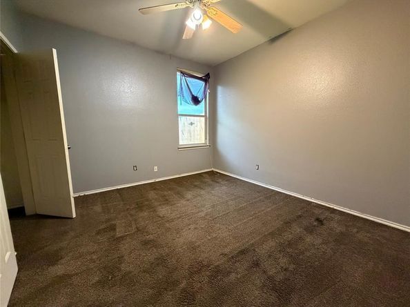 8221  Atherton Street , Arlington Texas 76002