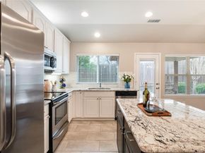 1809  Vista Royale Court , Fort Worth Texas 76108