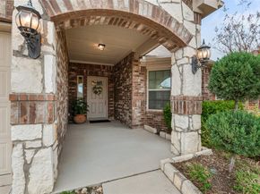 1809  Vista Royale Court , Fort Worth Texas 76108