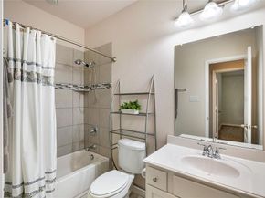 1809  Vista Royale Court , Fort Worth Texas 76108