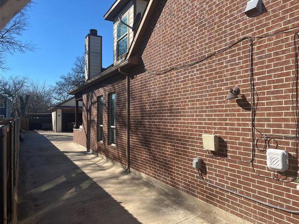 337  Lucille Street , Irving Texas 75060