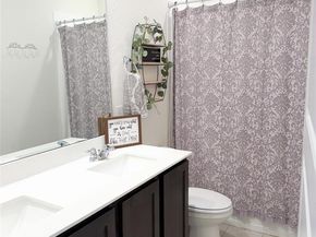 929  Philadelphia Street , Fate Texas 75189