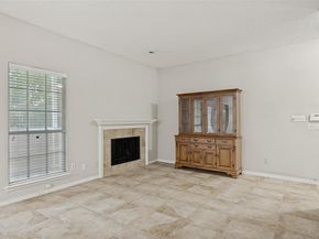 8600  Coppertowne Lane  206, Dallas Texas 75243