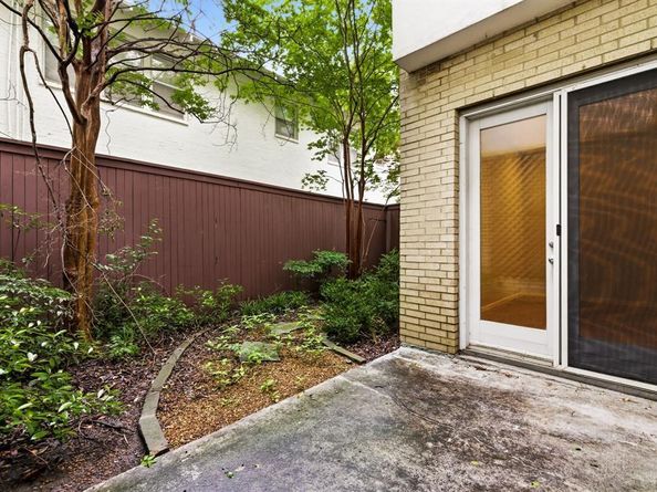 3925  Gilbert Avenue  C, Dallas Texas 75219