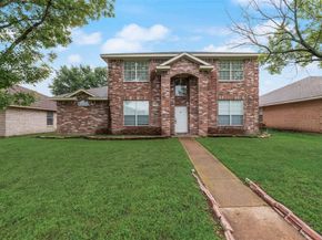 472  Round Rock Road , Cedar Hill Texas 75104