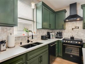 472  Round Rock Road , Cedar Hill Texas 75104