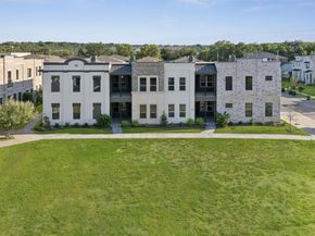 305  Sunset Lane  104, Fort Worth Texas 76114