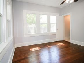 2107  College Avenue , Fort Worth Texas 76110