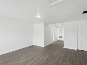 4608  Avenue G  , Fort Worth Texas 76105