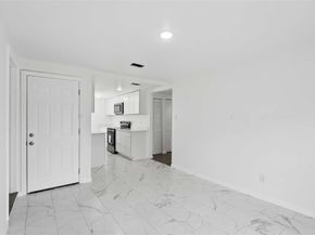 4608  Avenue G  , Fort Worth Texas 76105