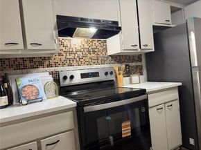 3121  Park Lane  1129, Dallas Texas 75220