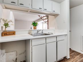 3121  Park Lane  1129, Dallas Texas 75220