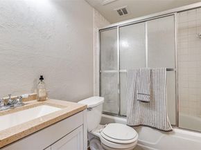 3121  Park Lane  1129, Dallas Texas 75220