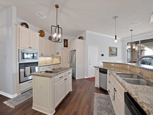 1611  Mustang Court , Cedar Hill Texas 75104