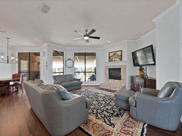 1611  Mustang Court , Cedar Hill Texas 75104